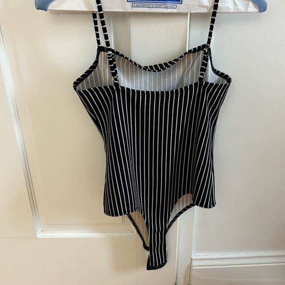 BCBG Generation Striped Bodysuit Sleeveless - Picture 2 of 3